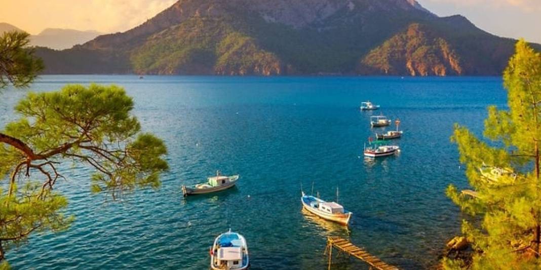 Suyun içine adım atmaya kıyamazsınız! Antalya’nın kalabalığından, gürültüsünden uzak: Eşsiz koy keşfinizi hak ediyor 2